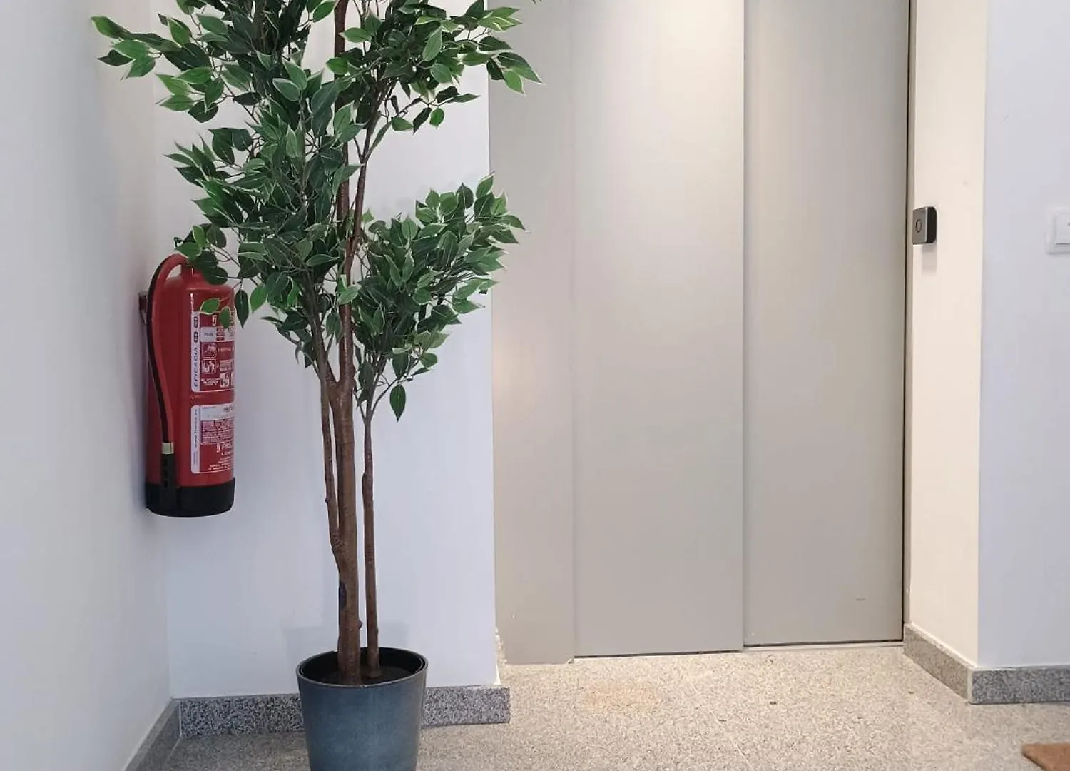 Piso Cerca De Camp Nou 2 Apartman Hospitalet de Llobregat